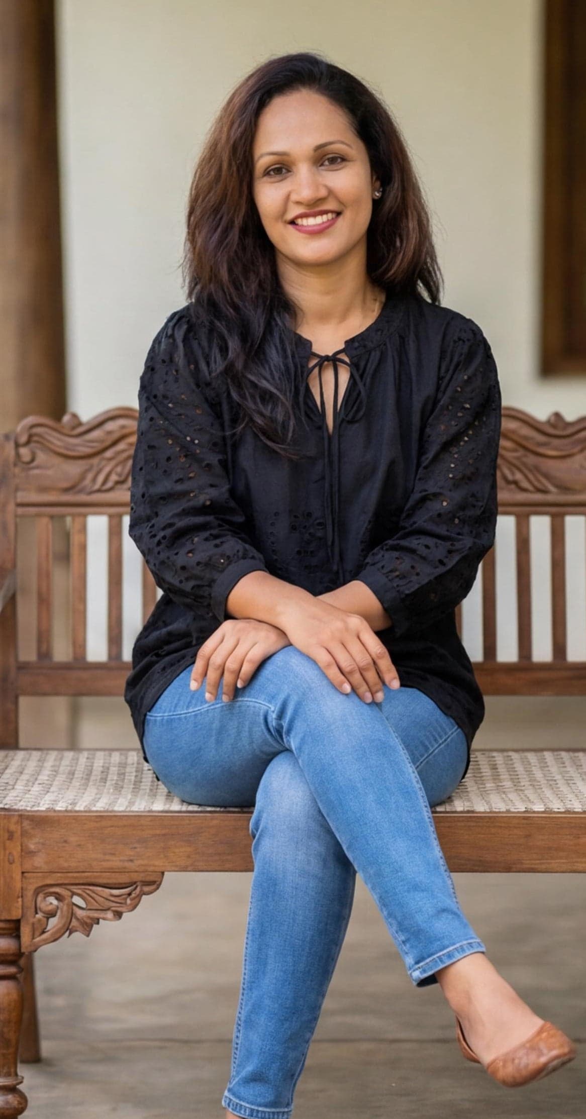 Black blouse top from brand river land — image 4
