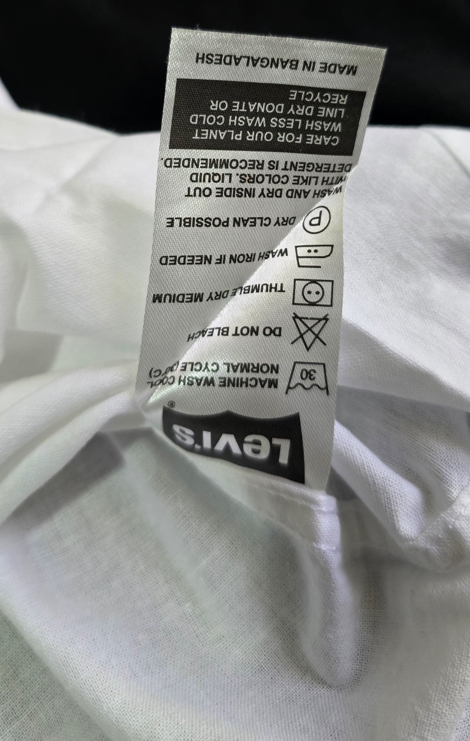 Levi's Men's White Band Collar Short-Sleeve Shirt | Casual Style — image 4