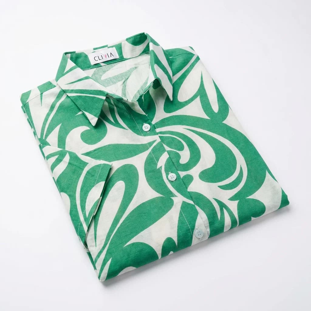 Abstract Green Leaf Print Short Sleeve Button-Down Shirt — image 2