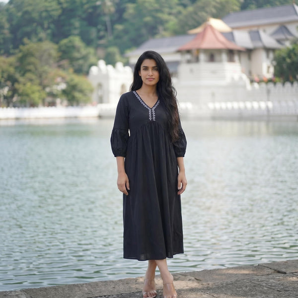 Embroidered V-Neck Boho Midi Dress with Puff Sleeves | Black